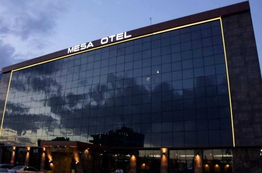 Mesa Hotell Batman Eksteriør bilde